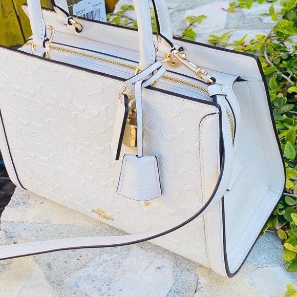 NWT Coach signature Zoe satchel signature bag - Picture 4 of 9